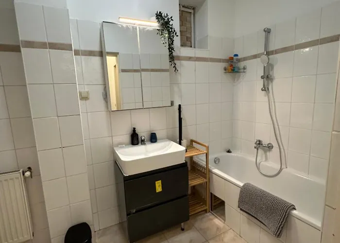 Apartment Near Meidling Vienna